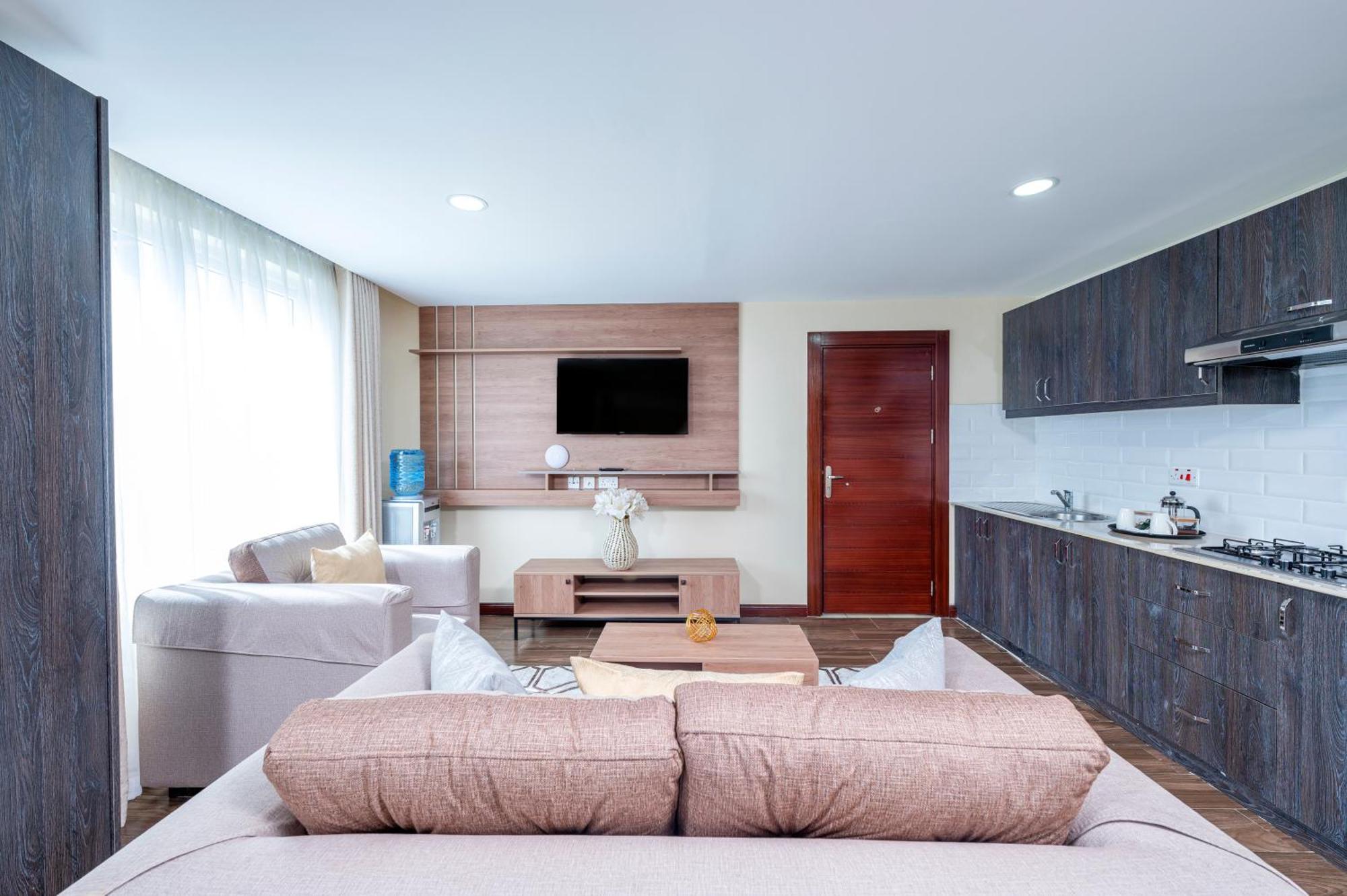 Roma Court Serviced Apartments 奈洛比 外观 照片