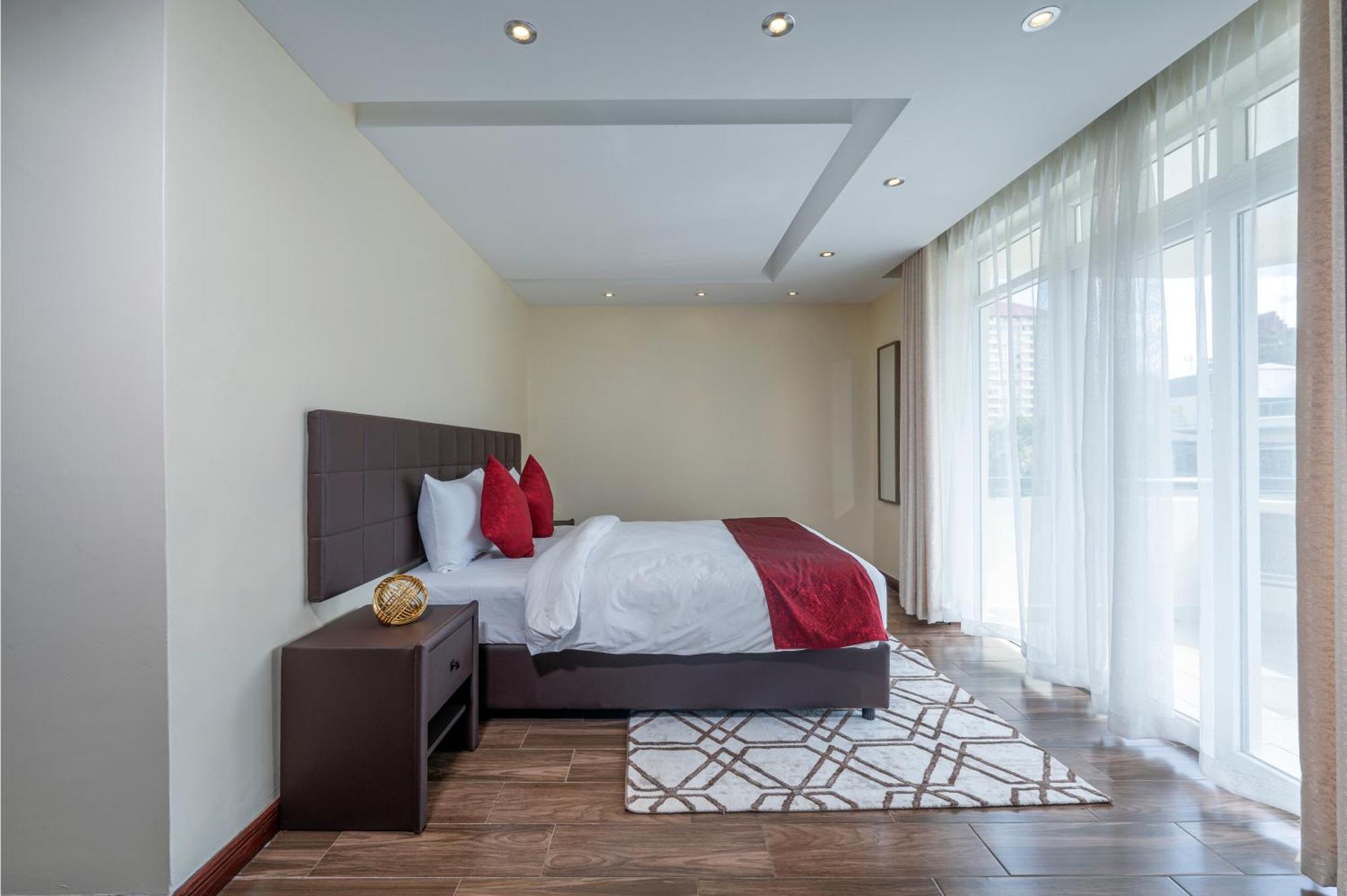 Roma Court Serviced Apartments 奈洛比 外观 照片